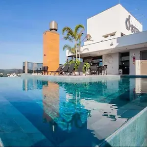 Apartamento Ap Com Piscina No Rooftop, Academia, Wi-fi, Cozinha Completa, Ar Condicionado E Garagem Privativa A 900m Da Germanica, Blumenau